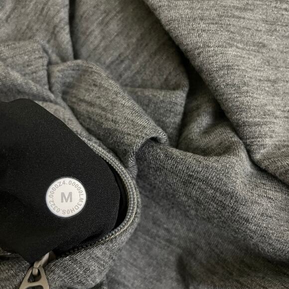 Lululemon Surge Warm 1/2 Zip Pullover Mens Medium Gray Long Sleeve Run Jog Train - Picture 8 of 11